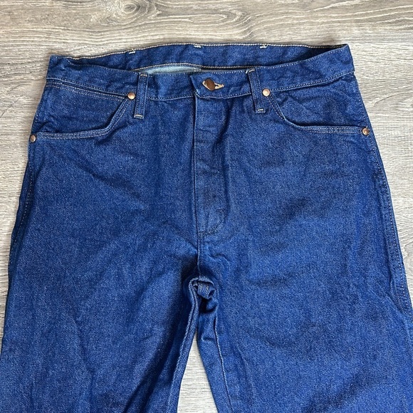 Wrangler Men’s Regular Fit Straight Leg Jeans in Blue Sz 34x30 - Picture 2 of 11
